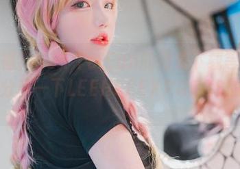 想饱眼福？Son Ye Eun的图集下载等你来拿，干脆分享一下LEEHEEEXPRESS的精华吧。